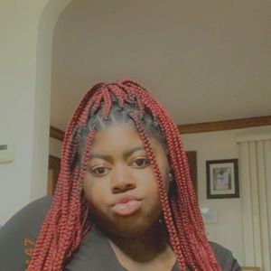 Meet your Posher, Grace